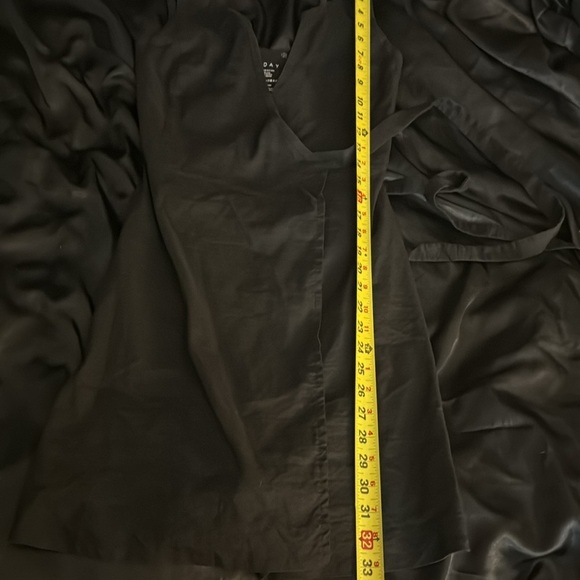 Aday Wind Down Wrap Dress Black Linen Blend Pockets Belted XS - Picture 9 of 9